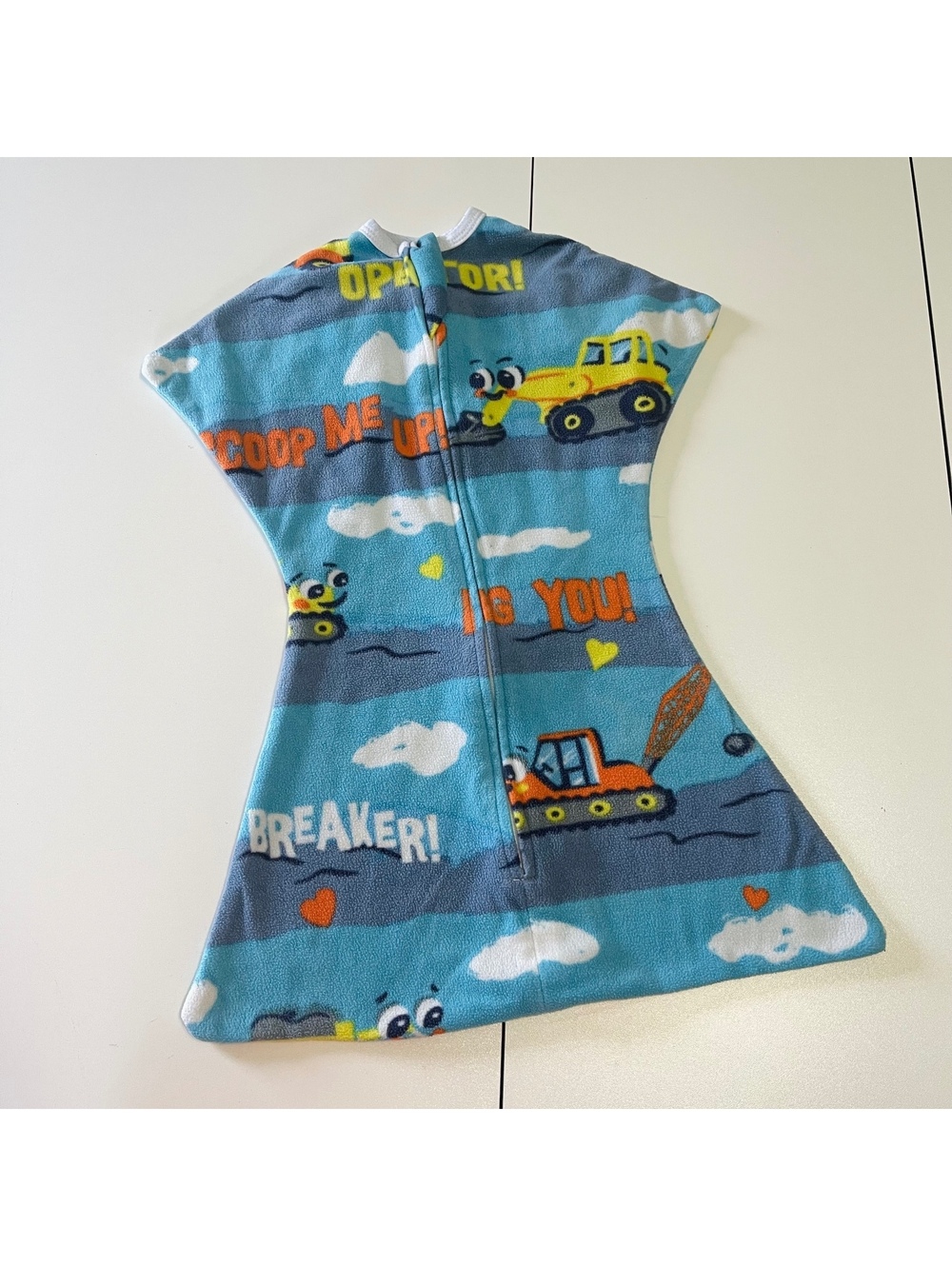 Sleeping Baby Zipadeezip Baby Boy's Size XS Sleep Sack Transition Swaddle Gown